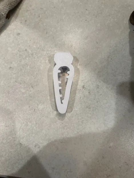 Khuôn cắt bánh quy hình củ cà rốt (Carrot cookie cutter) tiện dụng - Image 3