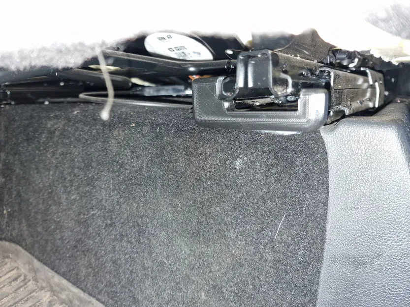 Ốp che ray trượt ghế sau cho Skoda Kodiaq - Image 4