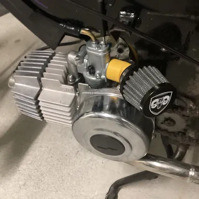 Adapter 30° chuyển góc lọc gió (28 mm) cho bình xăng con Puch