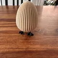 Mô hình quả trứng có chân độc đáo để trang trí - Thumbnail 1