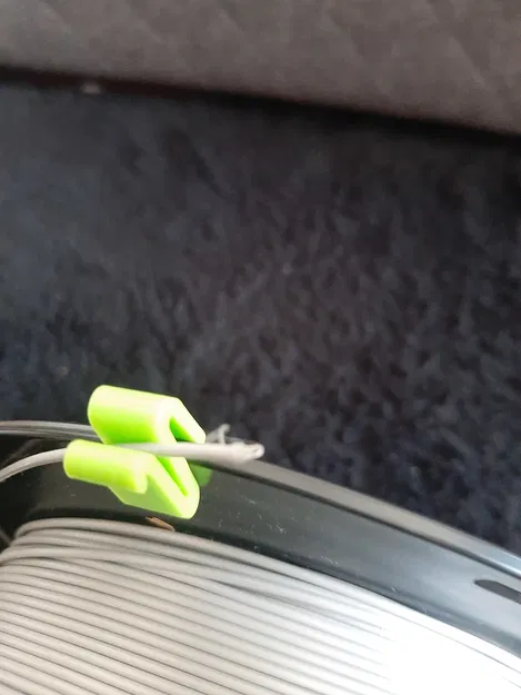 Kẹp giữ filament tối ưu (Ultimate Filament Clip) - Image 1
