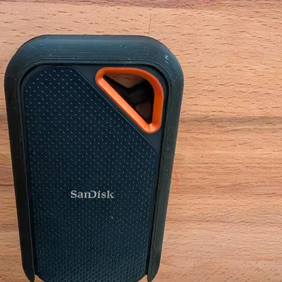 Giá đỡ treo tường 3D cho ổ cứng SanDisk Extreme PRO SSD gọn gàng