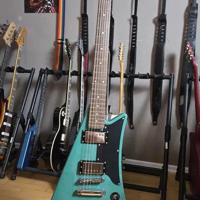 Thân đàn guitar thiết kế kiểu Moderne