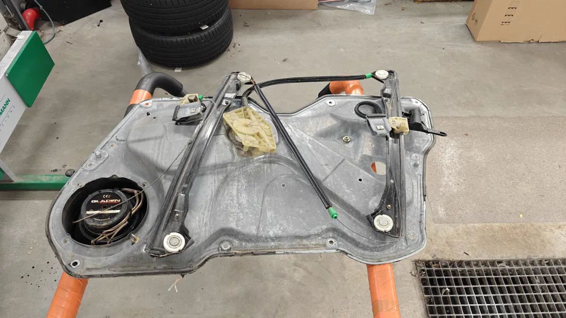 Nắp che loa cho xe Seat Leon 1m1 - Image 3