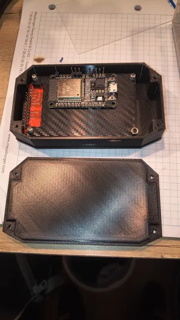 Vỏ hộp đựng màn hình ILI9341 2.8" cho xe đạp điện (e-bike/emoto) và ESP32 - Image 2