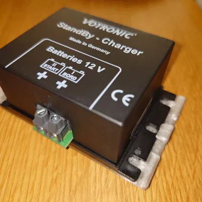 Ngàm gắn nhanh cho bộ sạc Votronic Standby Charger