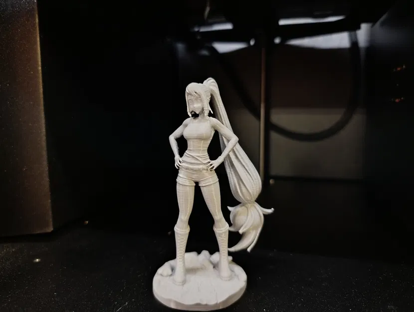 Anime Warrior: Chiến binh Anime với mái tóc đuôi ngựa siêu dài - Image 3