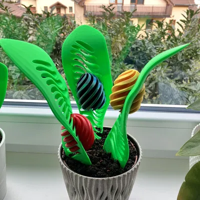 Hoa Phục sinh với Trứng trang trí độc đáo