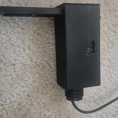 ClaudeAI-Generated: Hộp đựng ngoài trời thông số hóa cho ESP32 và cảm biến đất v2