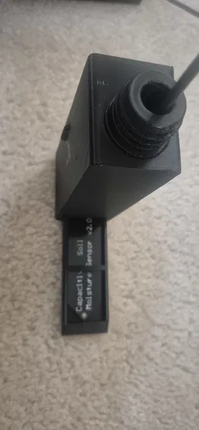 ClaudeAI-Generated: Hộp đựng ngoài trời thông số hóa cho ESP32 và cảm biến đất v2 - Image 4