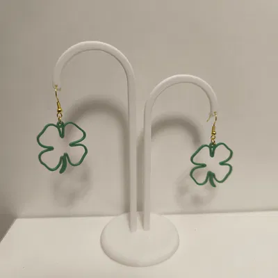 Mẫu in 3D hoa tai cỏ bốn lá may mắn cho lễ St. Patrick