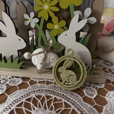 Móc khóa xoay hình chú thỏ Phục sinh