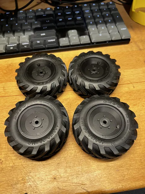 Bánh xe phong cách JCB Telehandler cho trục 12mm hex - Image 1