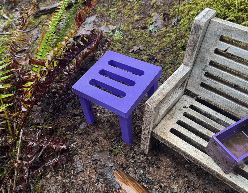 Bàn nhỏ in 3D xinh xắn cho chim và thú cưng (Bird Sized End Table) - Image 1