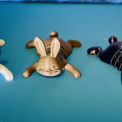 Mô hình thỏ khớp nối Articulated Pepe' The Floppy Bunny