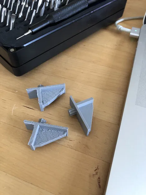 Chốt đỡ kệ tủ có thể điều chỉnh - Image 1