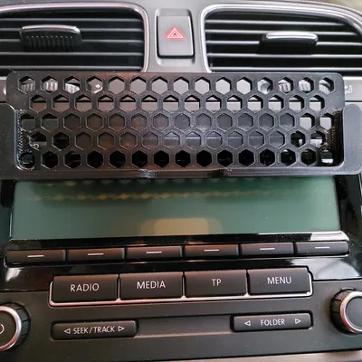 Giá đỡ điện thoại gắn khe CD cho ô tô