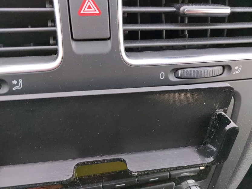 Giá đỡ điện thoại gắn khe CD cho ô tô - Image 3