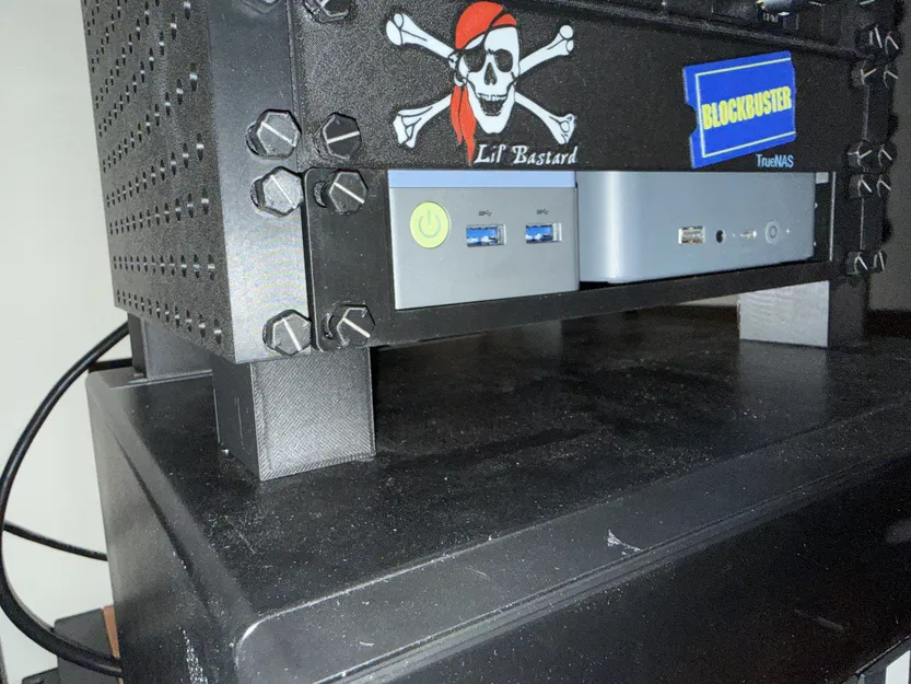 Chân đế (cao 30mm) tích hợp sẵn nắp che cho tủ rack - Image 2