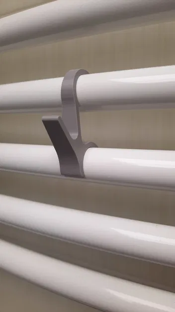 Móc treo khăn 3D tiện ích cho máy sưởi dạng thang (Radiator Hook) - Image 1