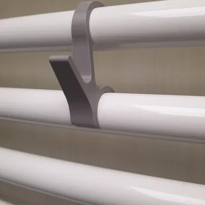 Móc treo khăn 3D tiện ích cho máy sưởi dạng thang (Radiator Hook)