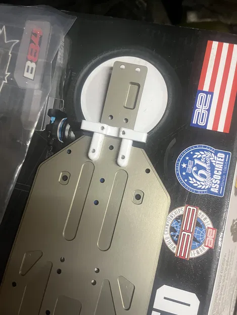 Miếng đệm gia cố khung gầm (Wedge B) cho xe RC Associated B84 - Image 3