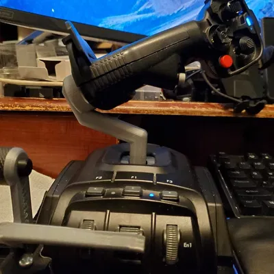 VKB Gladiator Complete Omnithrottle (tích hợp trục xoay)