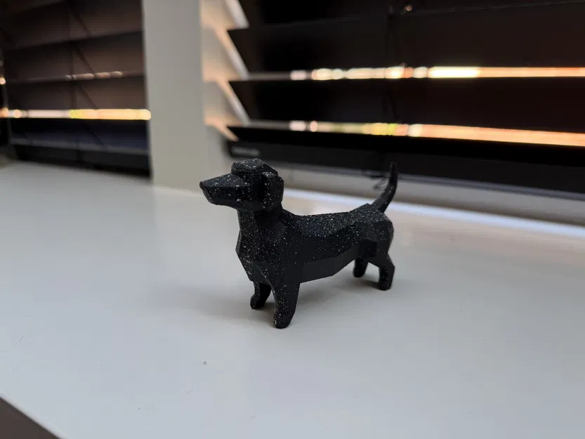 Mô hình chú chó Dachshund thiết kế Low-poly in 3D cực chất - Image 1