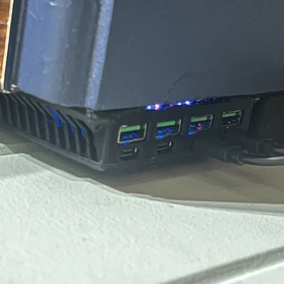Hộp gắn bàn cho mô-đun nguồn 4 cổng USB PD SW3518