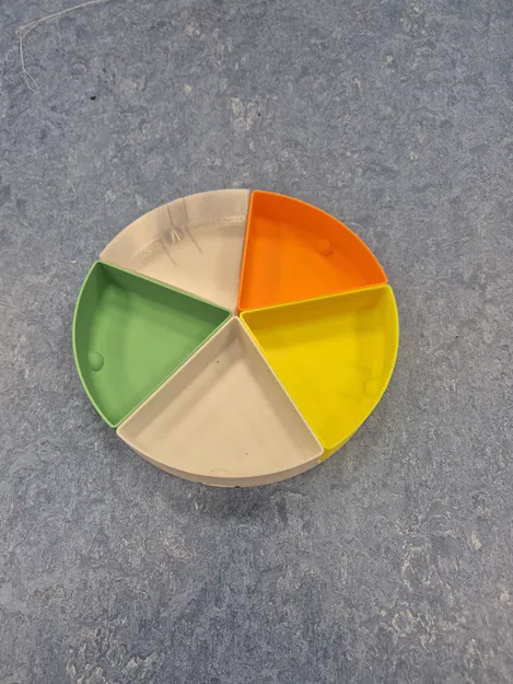 Khay đồ chơi cảm giác (Sensory tray) - Image 1