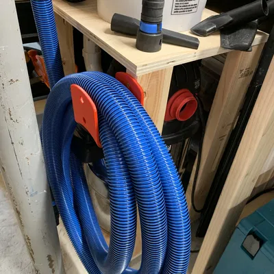 Móc treo ống hút bụi và dây cáp Shop-Vac