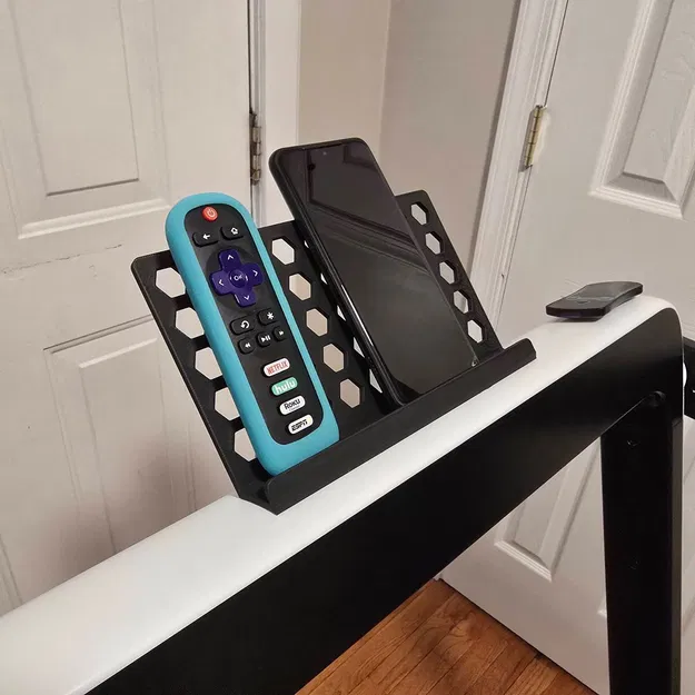 Giá đỡ điện thoại/máy tính bảng cho máy chạy bộ Costway - Image 1