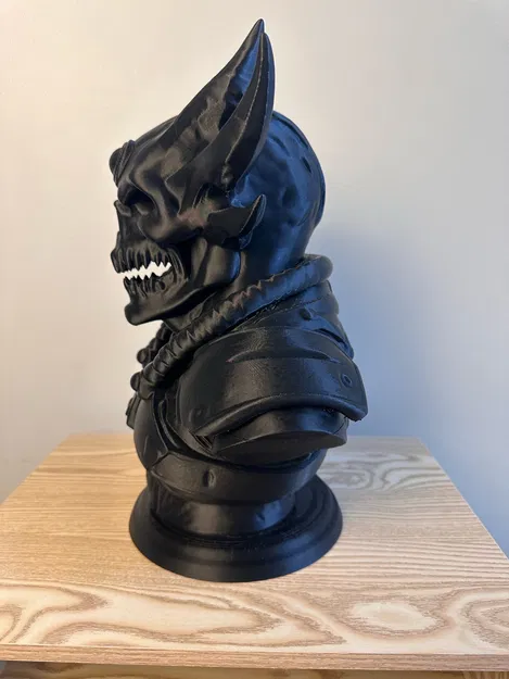 Tượng Đầu Lâu Quỷ Có Sừng: Đồ Trang Trí Gothic Đầy Quyến Rũ - Image 8