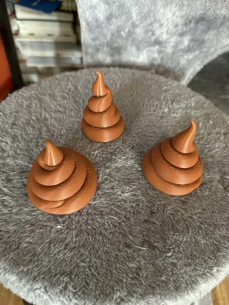 Bãi phân giả (Prank Poop) - Mô hình troll cực hài - Image 6