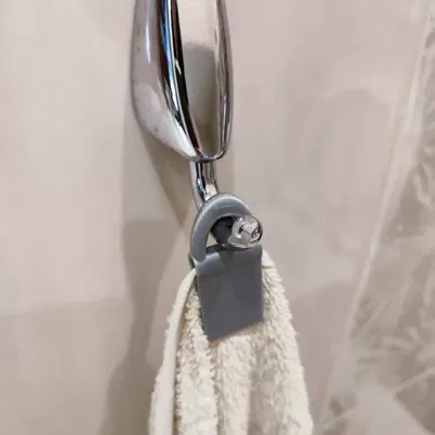 Kẹp Treo Khăn Tắm 3D Siêu Bền Cải Tiến