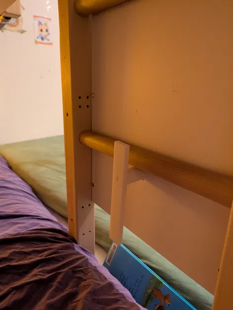 Chốt khóa cho tấm chắn/ngăn leo cầu thang giường tầng - Image 1