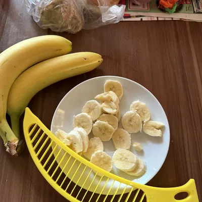 Dụng cụ cắt chuối Banana Slicer