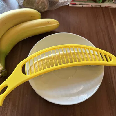 Dụng cụ cắt chuối Banana Slicer