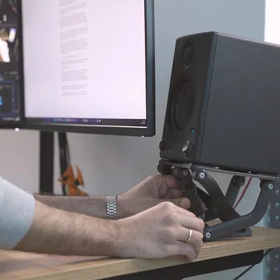 Chân đế loa (Speaker Stand) - Thiết kế tinh tế cho góc làm việc