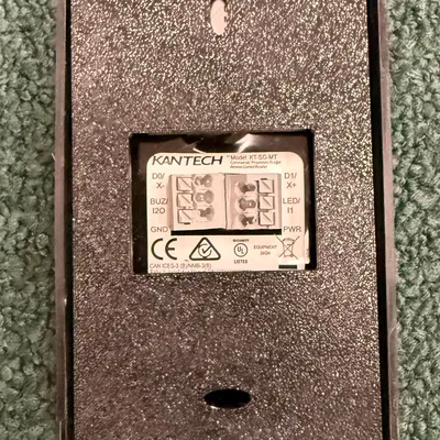 Tấm ốp tường cho đầu đọc kiểm soát ra vào