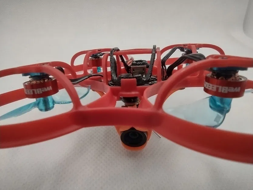 Miếng đệm hỗ trợ giữ pin cho khung NewBeeDrone Cockroach75 LiteAF - Image 2