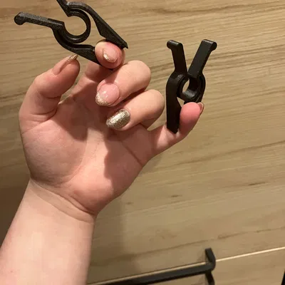 Kẹp Núm Vú Gai Nhọn