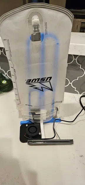 Giá treo làm khô túi nước Hydration Bladder - Image 2