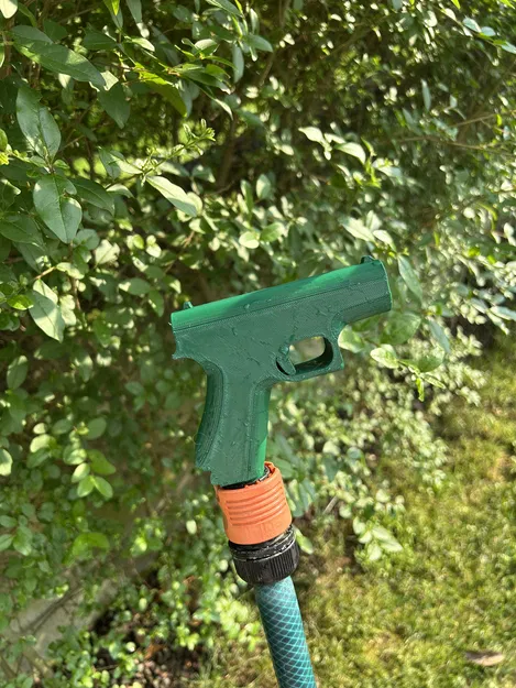 Mẫu súng phun nước 3D độc đáo cho ống tưới cây sân vườn - Image 2