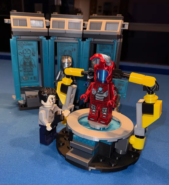 Bệ Lắp Ráp Iron Man Tỉ Lệ Phóng Đại (Tỉ lệ 2.5:1) - Image 4