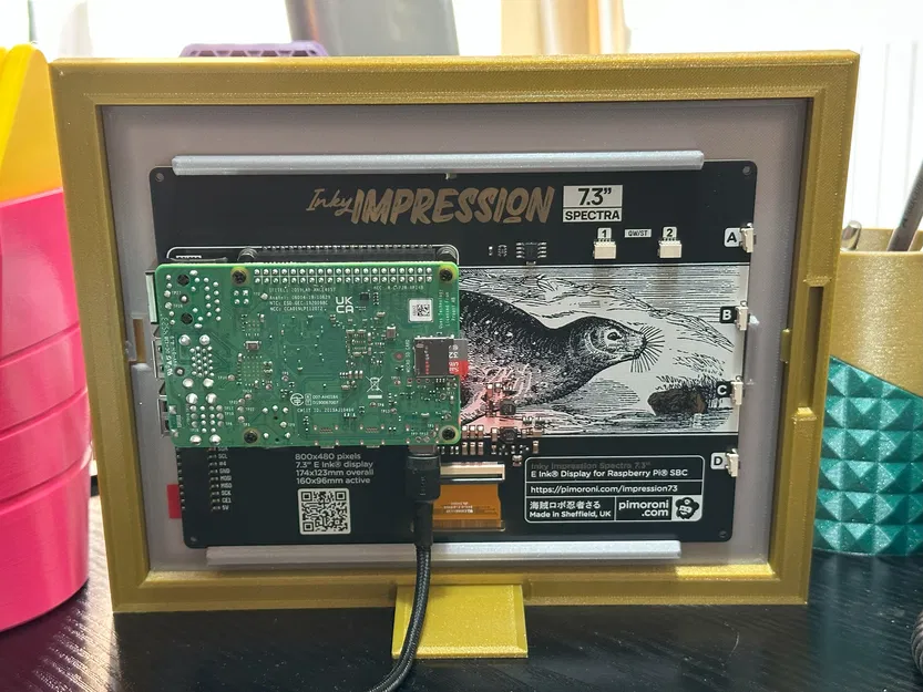 Khung Ảnh PiMoroni Inky Impression 7.3 (Phiên Bản 2025 - PIM773) - Image 2