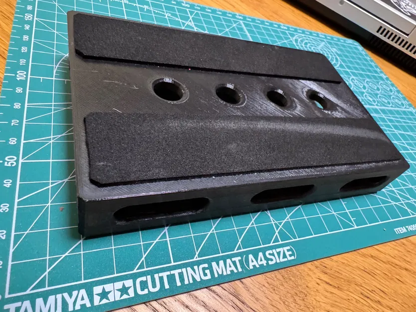 Giá đỡ bảo dưỡng xe RC 1:10 - Image 1