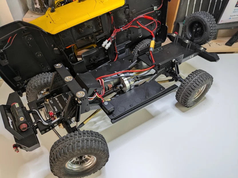 Khung gầm Scale Crawler tùy chỉnh dựa trên SCX10 Gen 1 - Image 14