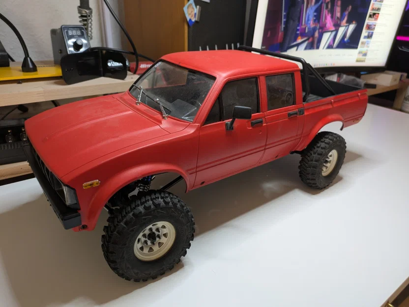 Khung gầm Scale Crawler tùy chỉnh dựa trên SCX10 Gen 1 - Image 15