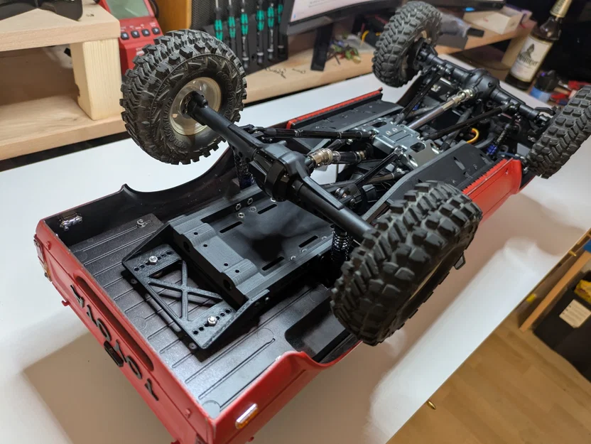 Khung gầm Scale Crawler tùy chỉnh dựa trên SCX10 Gen 1 - Image 17